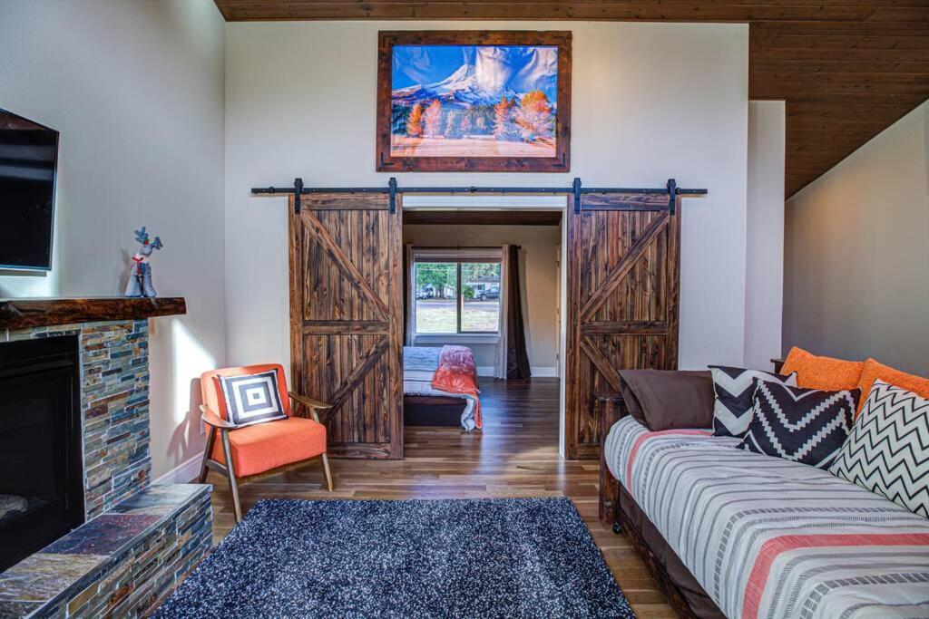 Newly Built Modern Chalet Duplex - 1 Mount Hood Village Exterior foto